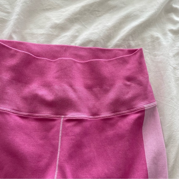 PELOTON Pink Leggings Small - Picture 7 of 8